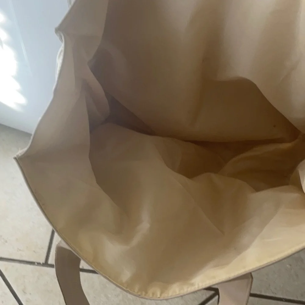 Jimmy Choo Gold and Beige Tote Bag - Picture 4 of 5